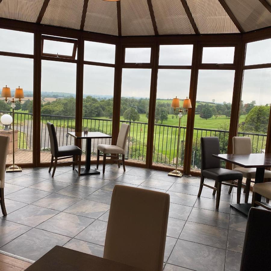 Temple Golf Club Hotell Lisburn Eksteriør bilde